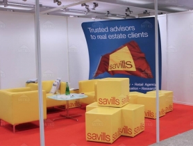 Kostki reklamowe Savills