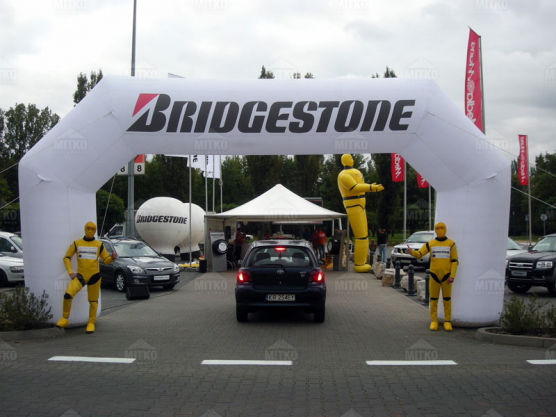 Nafukovacie brány Bridgestone